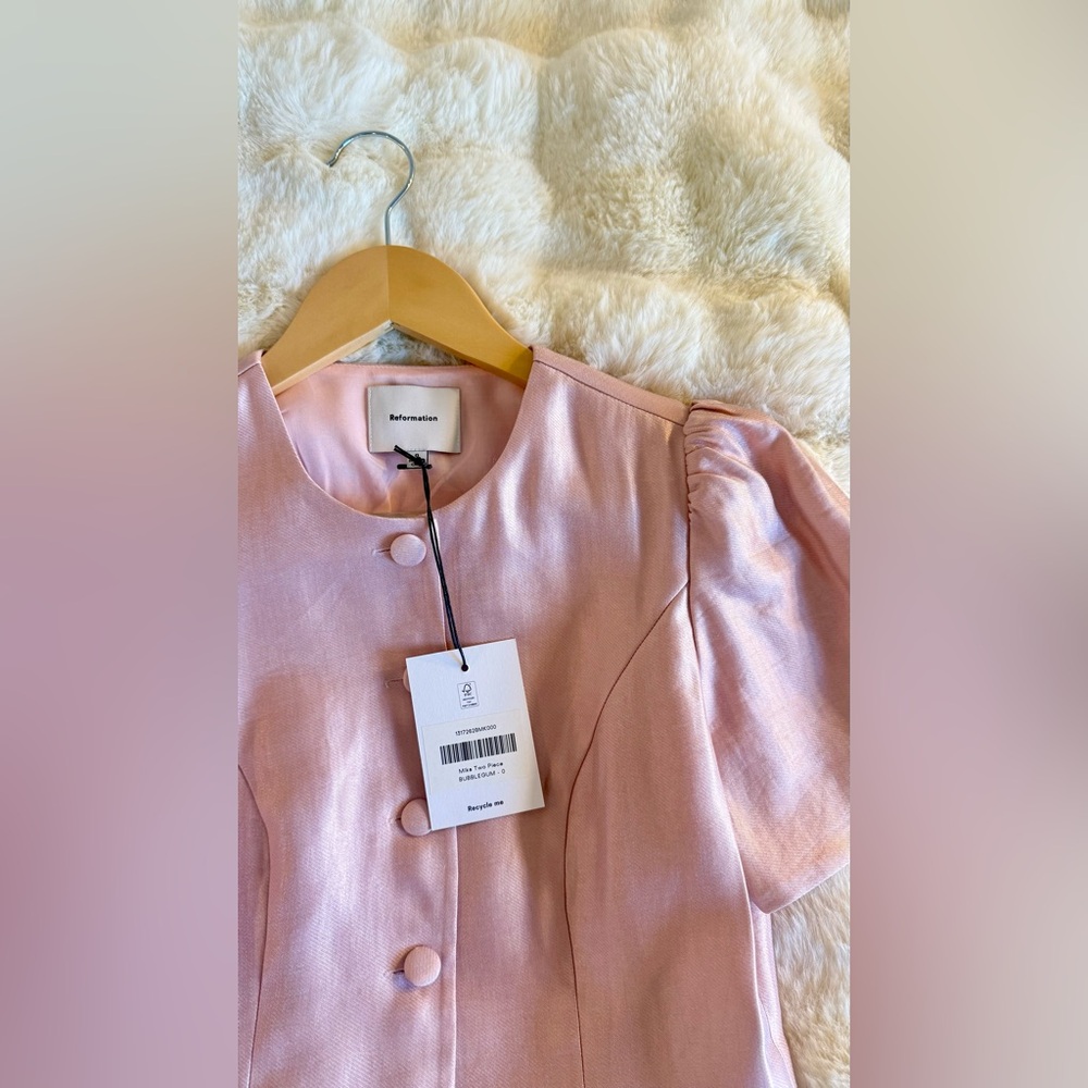 Reformation Mika Two Piece In Bubblegum, brand new, never worn, no flaws. - Picture 8 of 16